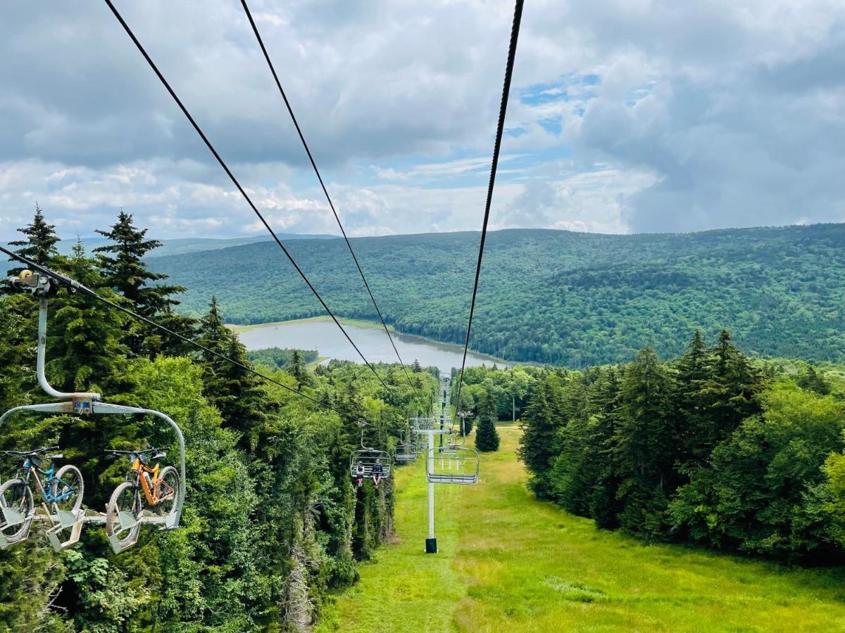Ski In/Out Snowshoe Exterior foto